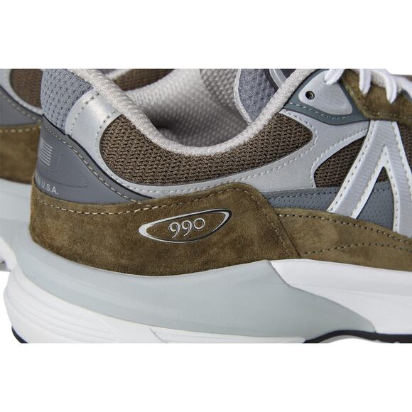 NWT New Balance Unisex Sneaker, Olive/Grey,Men 7 / Women 8.5 main image 5